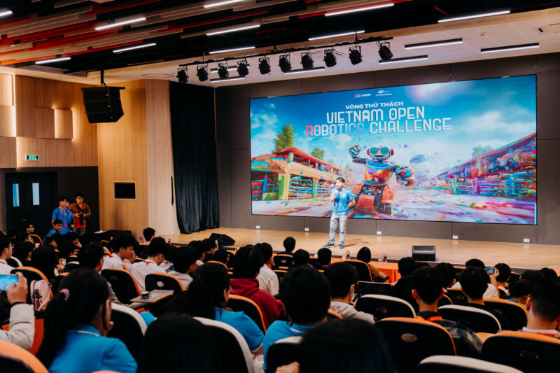 Giải đấu robotics tại Đà Nẵng chào đón hàng trăm học sinh THPT